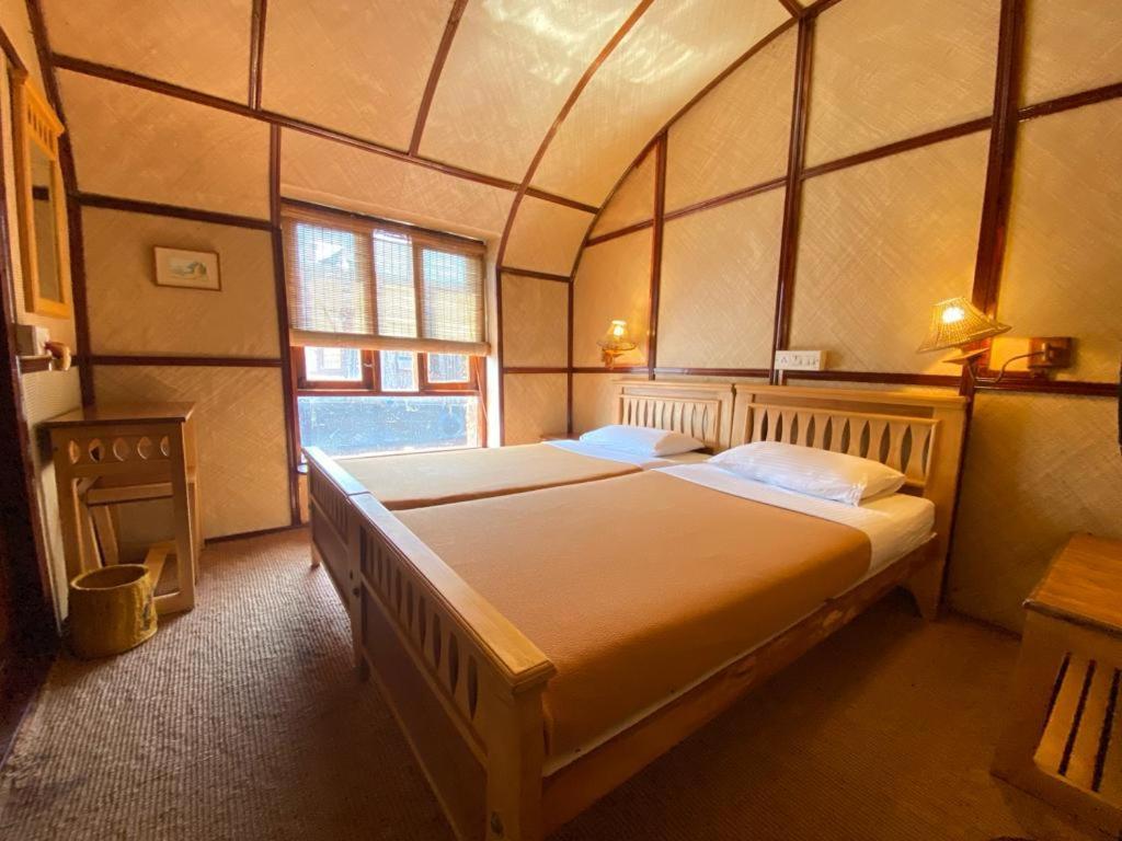 Marvel Cruise Hotell Alappuzha Exteriör bild