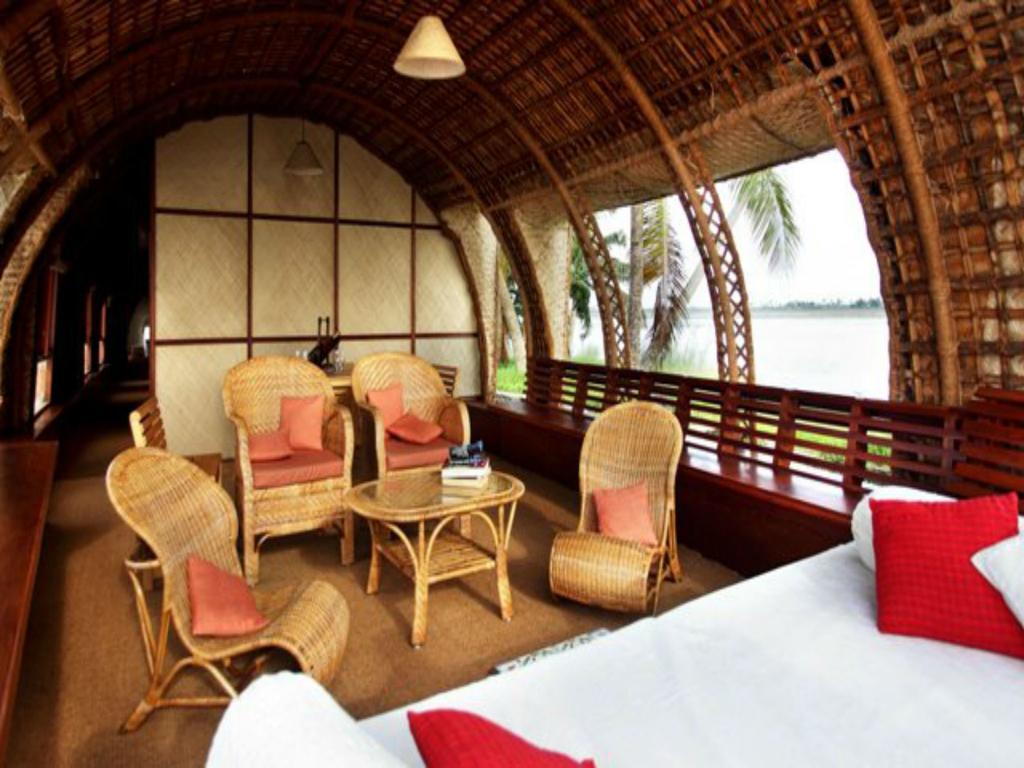 Marvel Cruise Hotell Alappuzha Exteriör bild